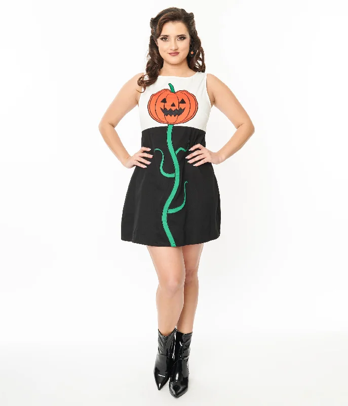 Everyday Dress with Thermal Insulation for Cold Weather Smak Parlour 1960s Black & White Pumpkin Head Shift Dress Everyday Dress with Thermal Insulation for Cold Weather Smak Parlour 1960s Black & White Pumpkin Head Shift Dress