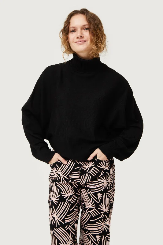 V - Neck Women's Ribbed Wool Sweaters for FallBlack Turtleneck