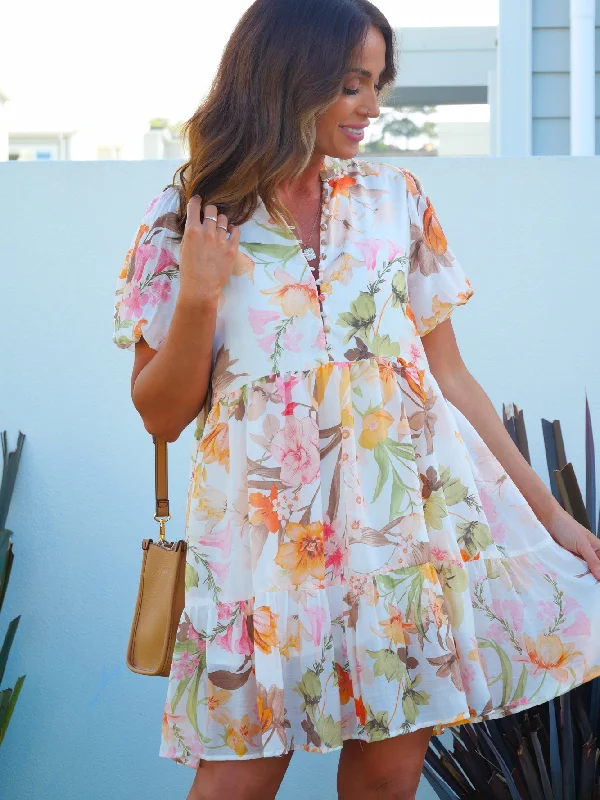 Little Black Women Dress with Sequins for a Glamorous Night OutIris Maxi Arissa Mini Dress White Floral Little Black Women Dress with Sequins for a Glamorous Night OutIris Maxi Arissa Mini Dress White Floral