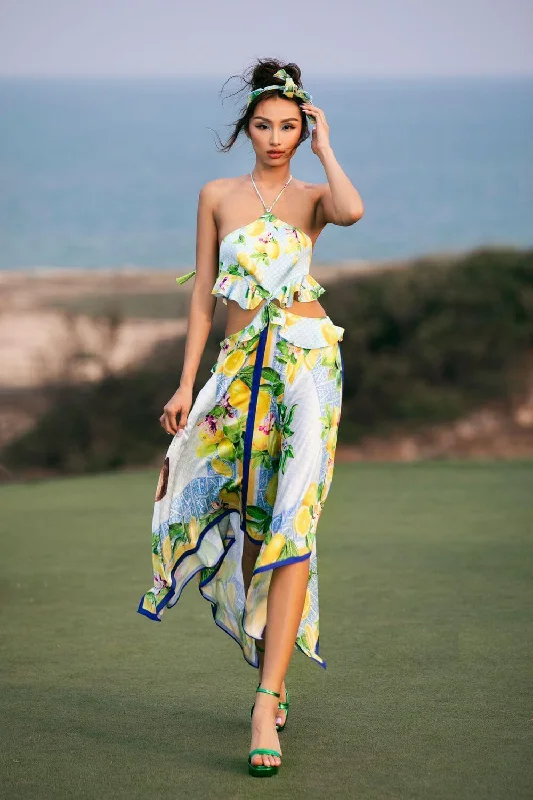 Midi dresses with ruffled sleeves for a more feminine and voluminous lookGenevieve Halter Cut-Out Latin Silk Midi Dress Midi dresses with ruffled sleeves for a more feminine and voluminous lookGenevieve Halter Cut-Out Latin Silk Midi Dress