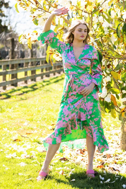 Midi dresses with pom - pom trims for a playful and festive lookVannah Wrap Dress Lime Midi dresses with pom - pom trims for a playful and festive lookVannah Wrap Dress Lime